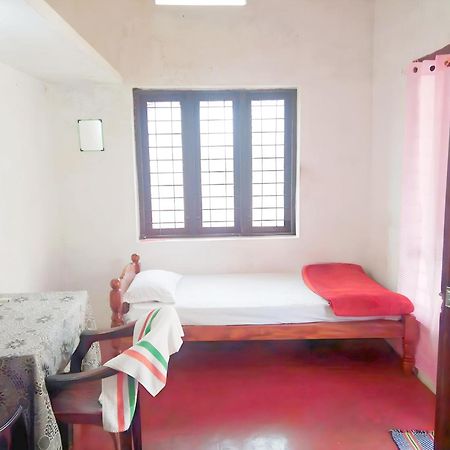 Thachattu Homestay Vaikom Exterior foto